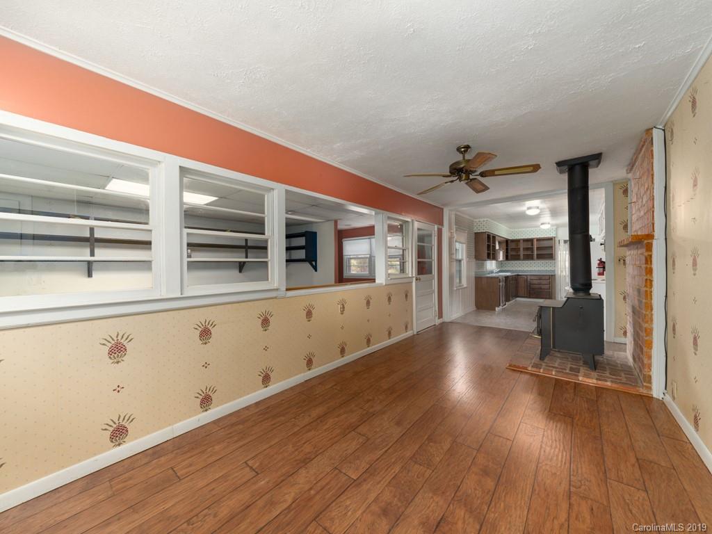 555 David Edwards Road Waynesville, NC 28786 - Photo 9 of 36