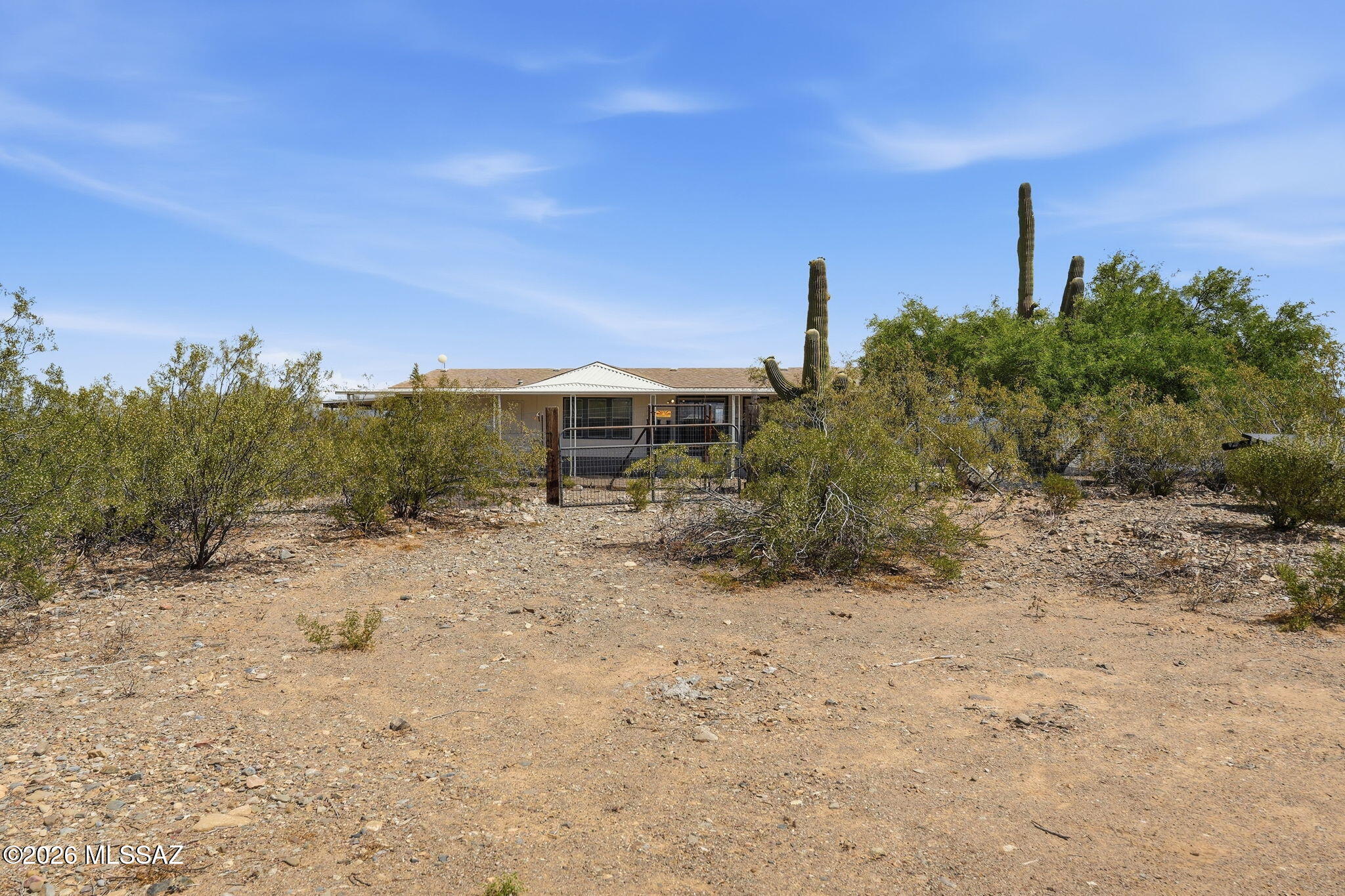 7716 West Sahuarita Road Vail, AZ 85641 - Photo 2 of 51 Front View Privacy