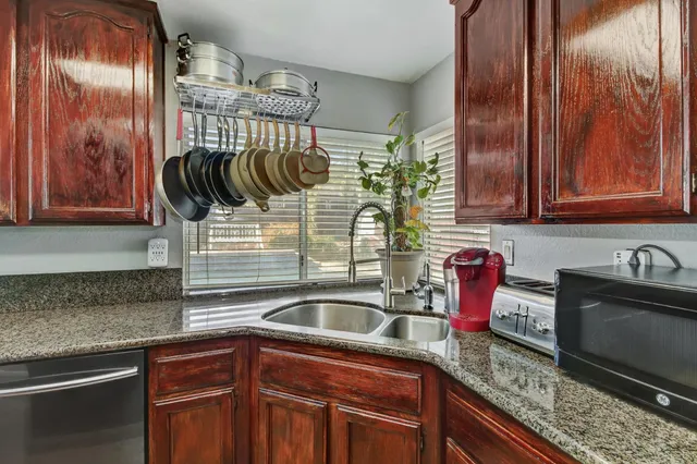 $615,000 | 9416 Redwater Drive, Antelope, CA 95843