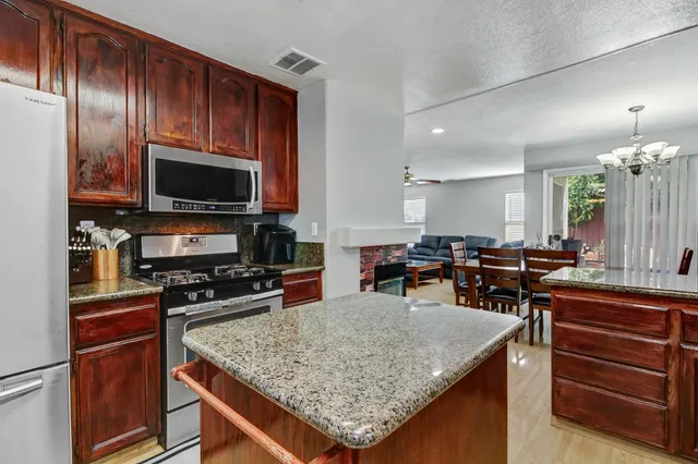 $615,000 | 9416 Redwater Drive, Antelope, CA 95843