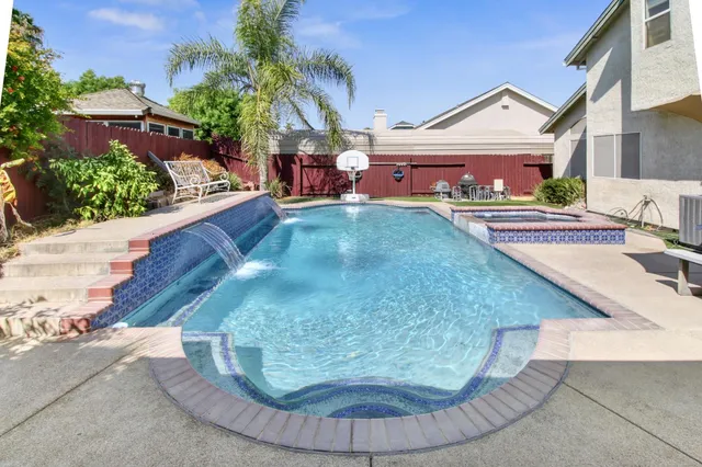 $615,000 | 9416 Redwater Drive, Antelope, CA 95843