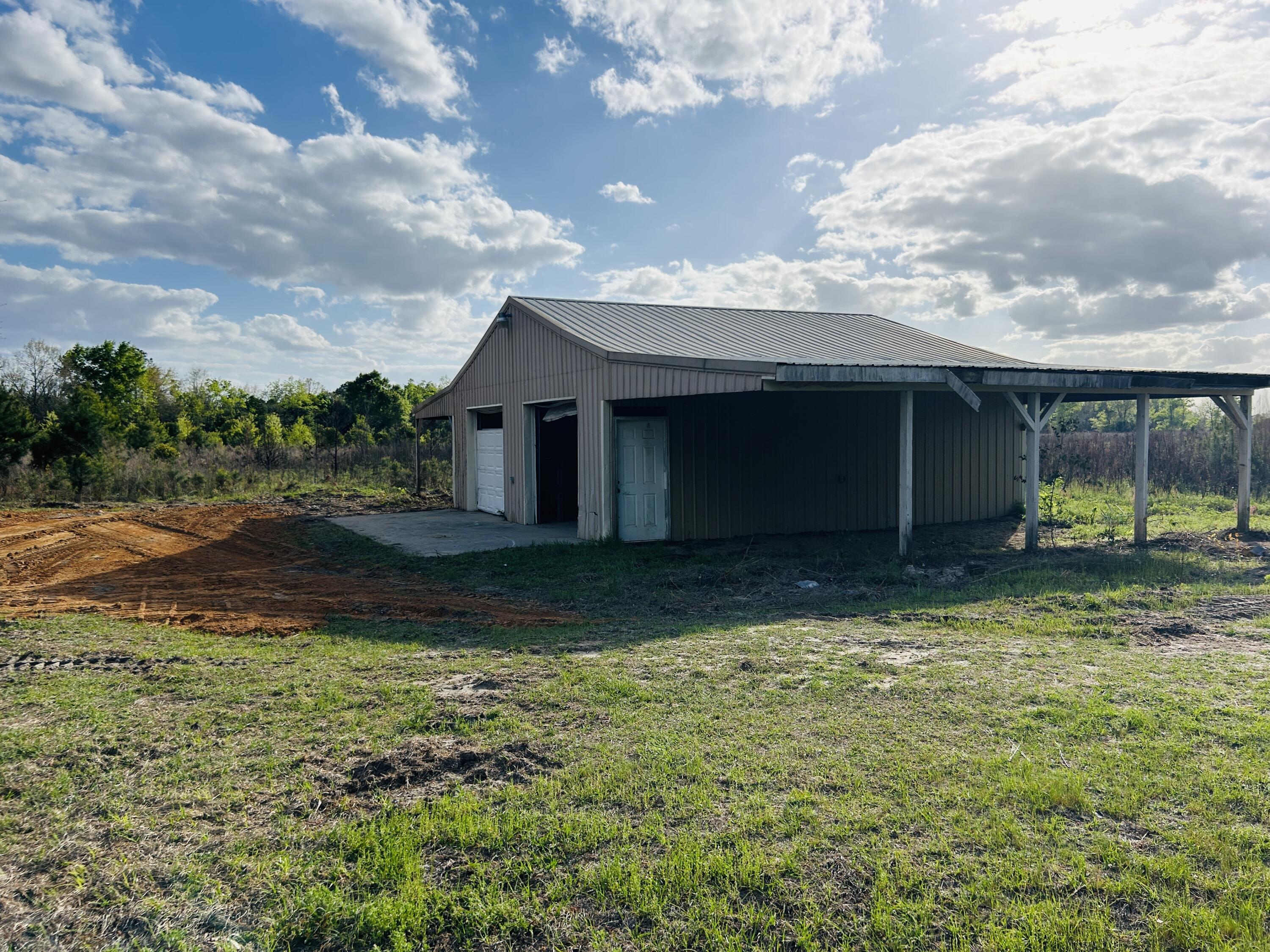3058 Surrey Race Road Springfield, SC 29146 - Photo 19 of 25 IMG_3859