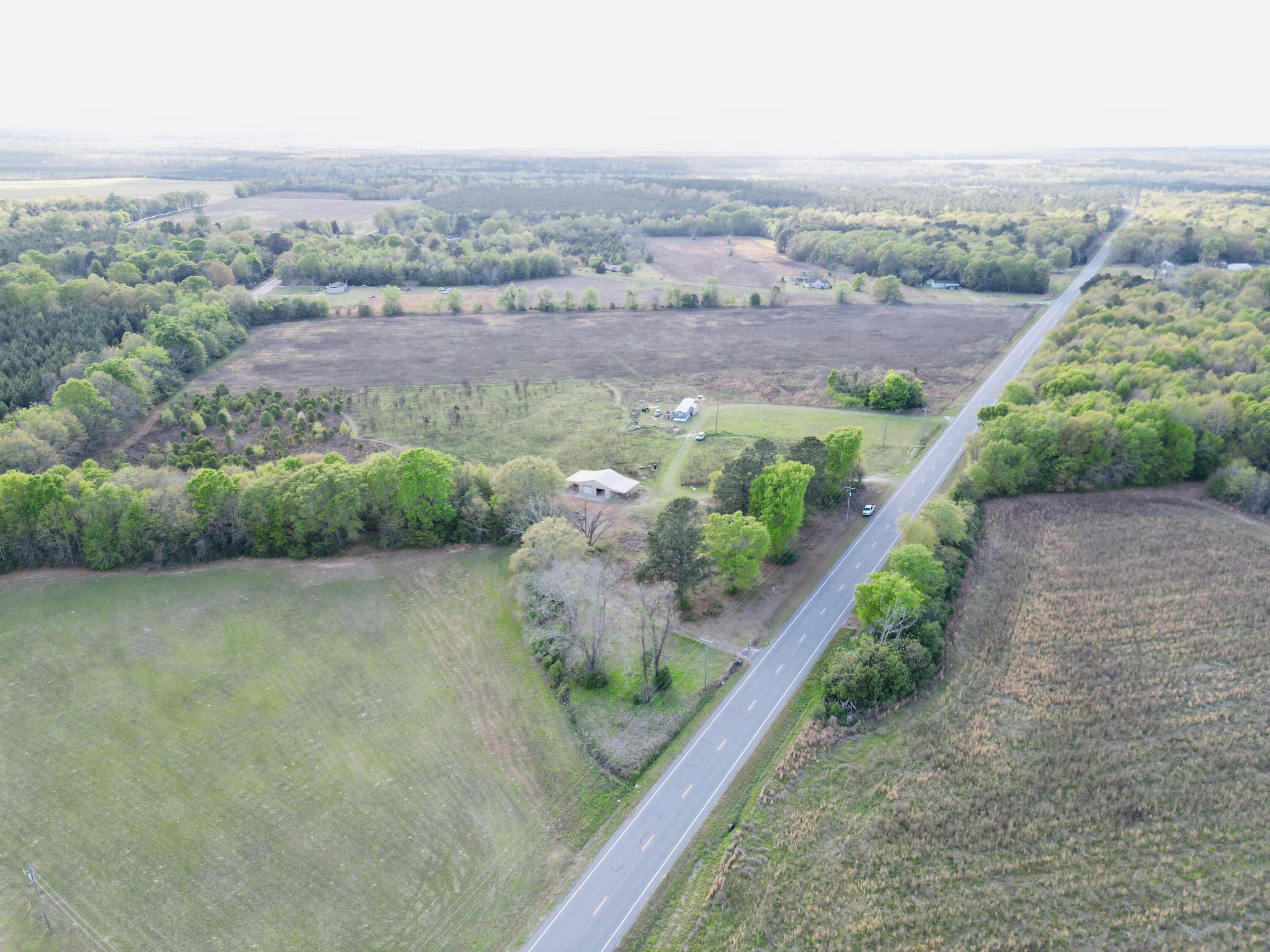 3058 Surrey Race Road Springfield, SC 29146 - Photo 9 of 25 dji_fly_20260329_180744_928_177482400308