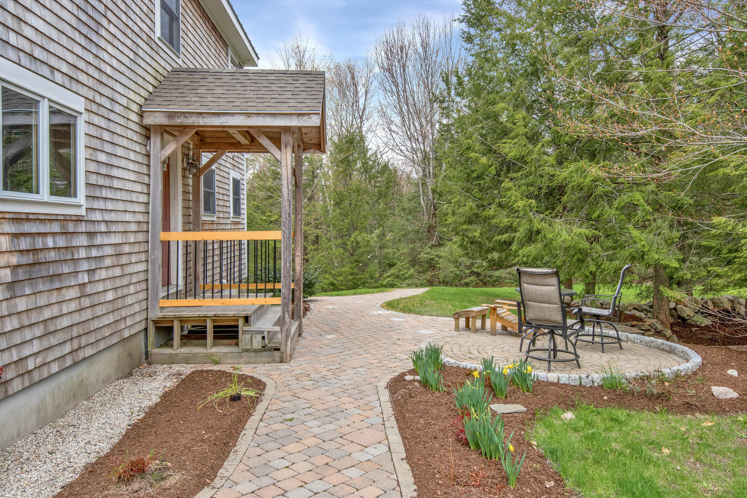 56 Rangdale Road Durham, ME 04222 - Photo 4 of 48 56 Rangdale Rd Durham ME 04222-large-043