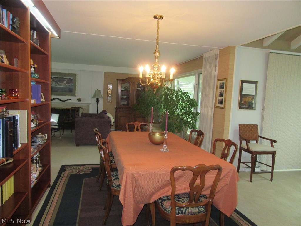 2791 Chesterton Road Shaker Heights, OH 44122 - Photo 8 of 27 Dining room