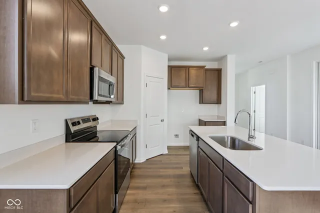 $409,999 | 16000 Tharp Wds Drive, Fishers, IN 46037