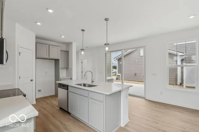 $409,999 | 16000 Tharp Wds Drive, Fishers, IN 46037