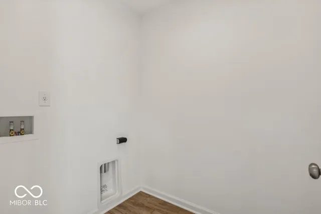 $409,999 | 16000 Tharp Wds Drive, Fishers, IN 46037