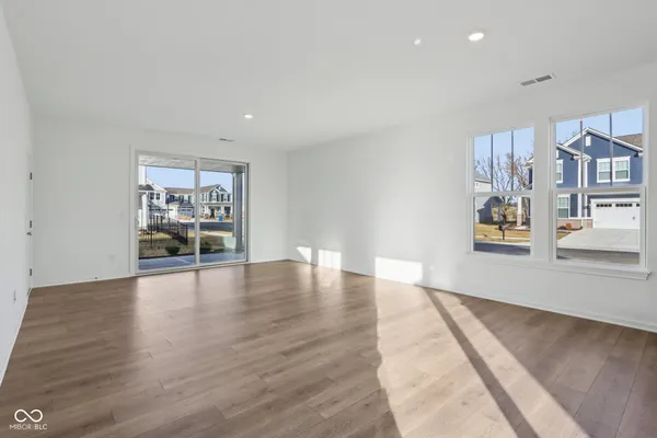 $369,999 | 16000 Tharp Wds Drive, Fishers, IN 46037