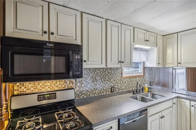 $160,000 | 144 Langham Drive, Hookstown, PA 15050