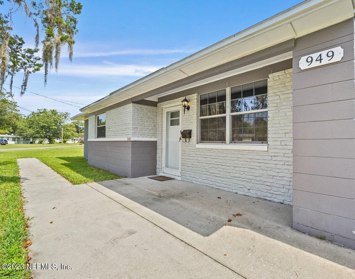 949 Ibis Road Jacksonville, FL 32216 - Photo 15 of 15 Entrance