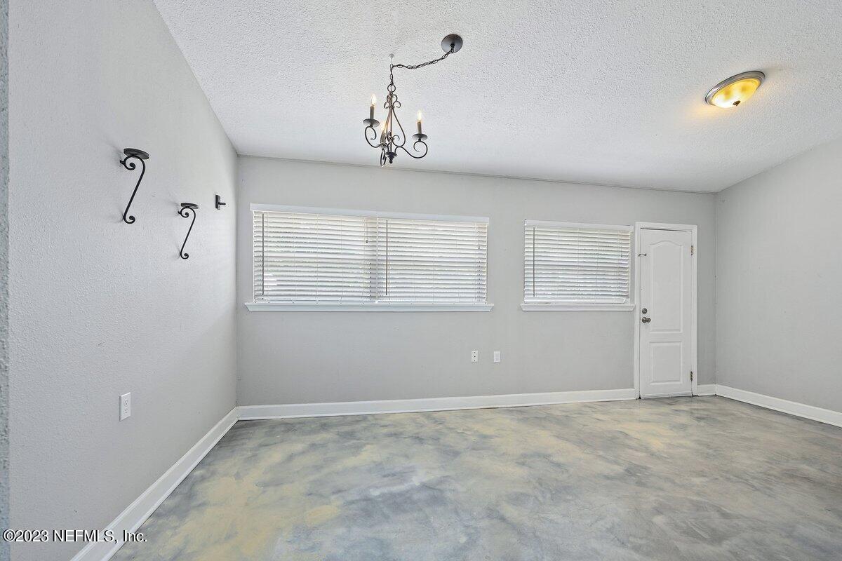 949 Ibis Road Jacksonville, FL 32216 - Photo 7 of 15 Dining Room (12)