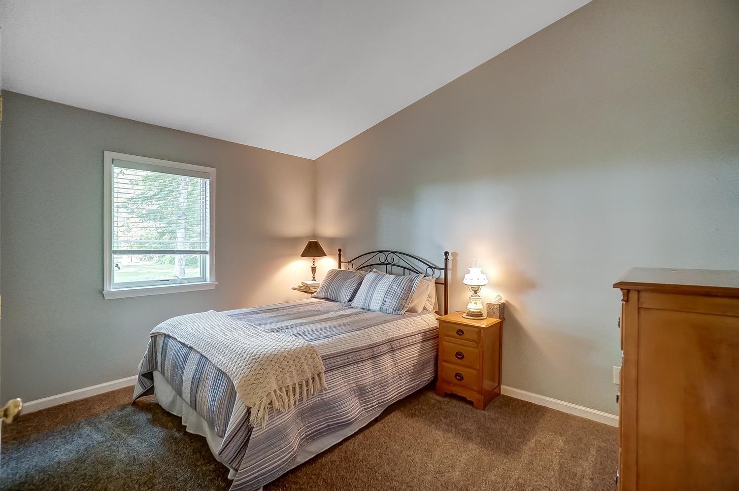 6302 Hathaway Road Fort Wayne, IN 46818 - Photo 16 of 36