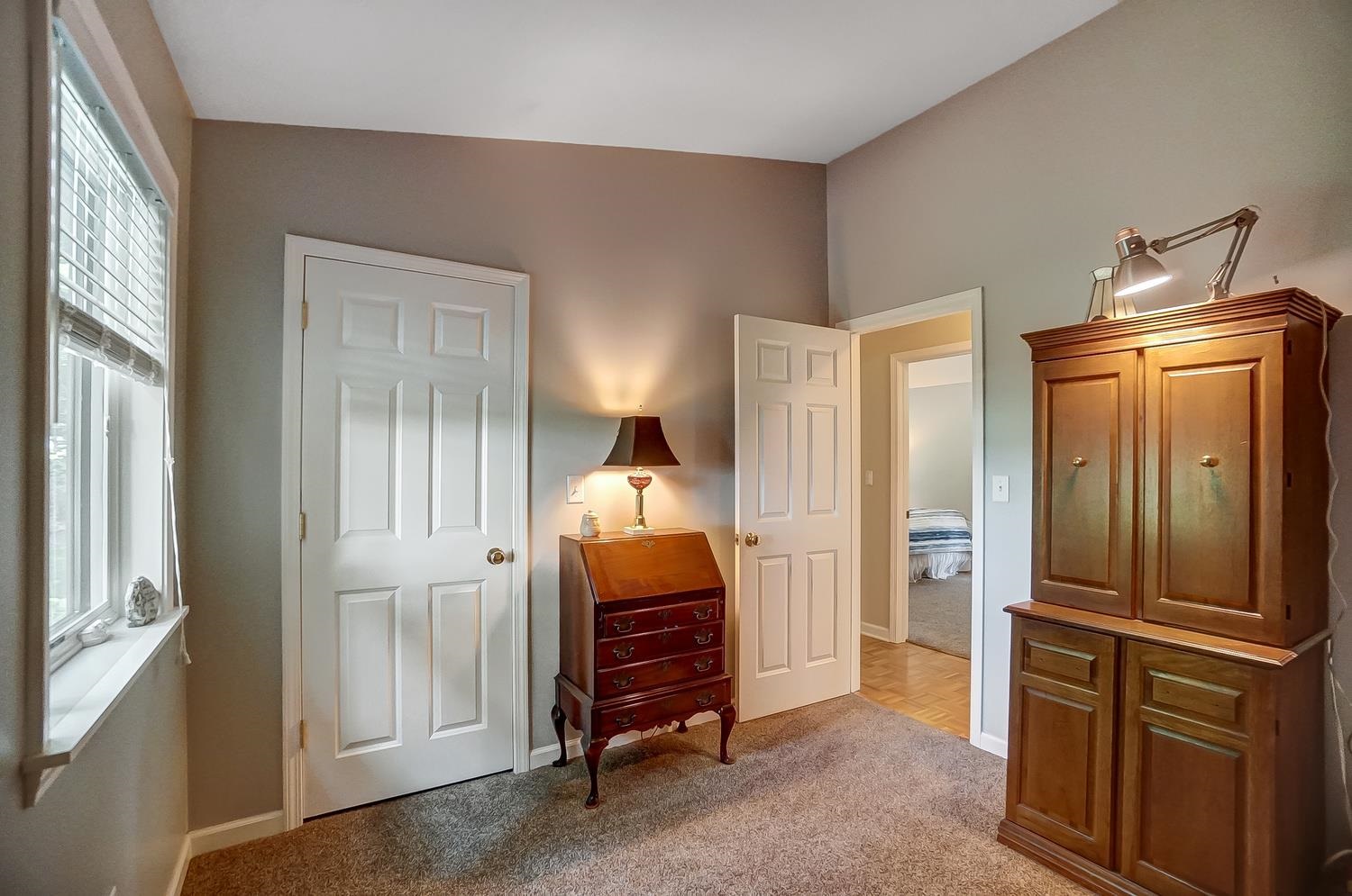 6302 Hathaway Road Fort Wayne, IN 46818 - Photo 17 of 36