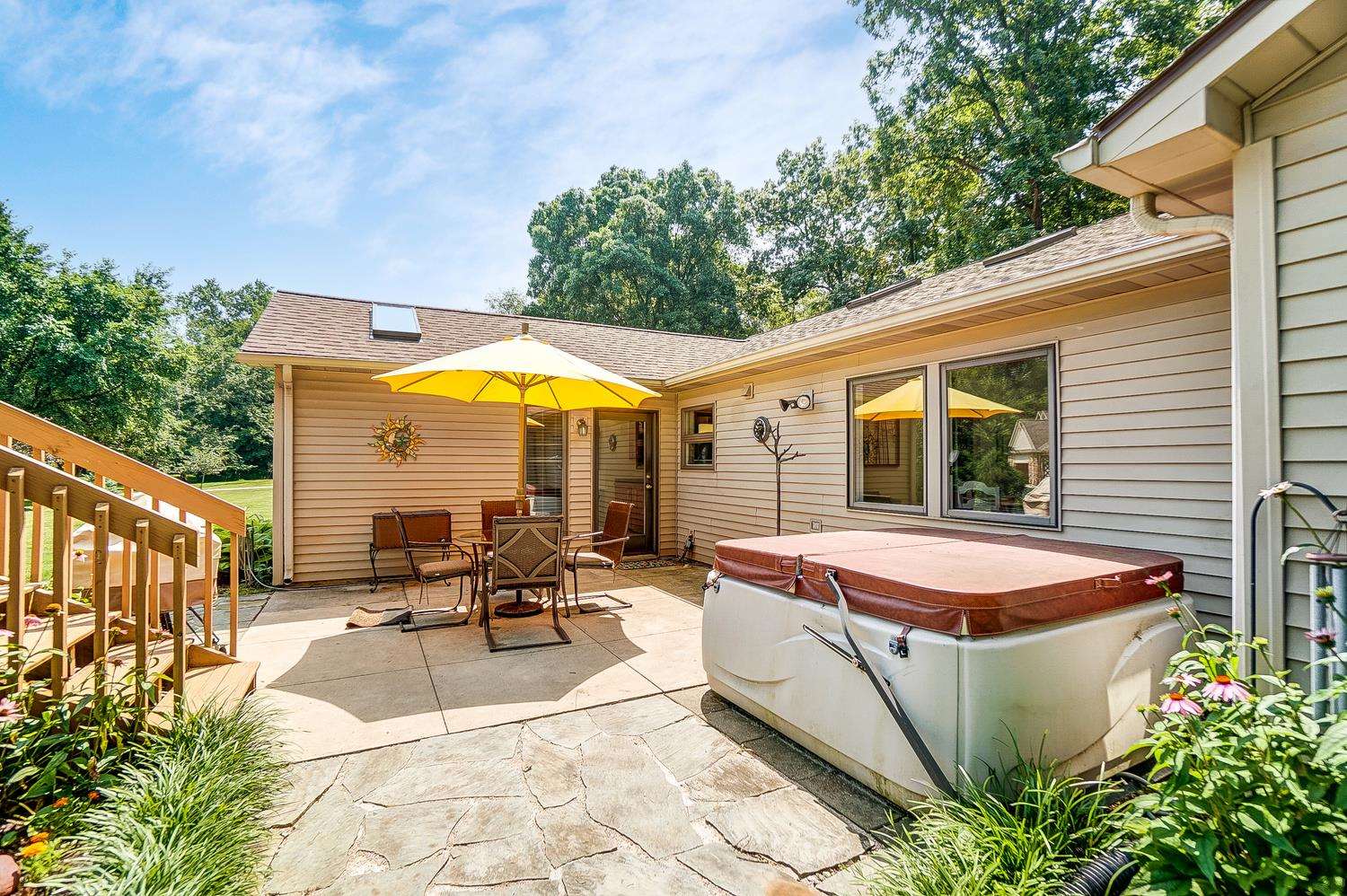 6302 Hathaway Road Fort Wayne, IN 46818 - Photo 25 of 36
