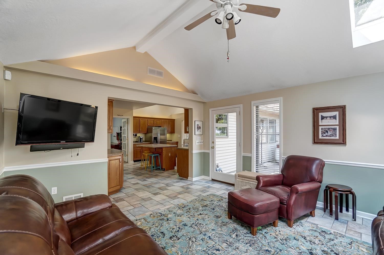 6302 Hathaway Road Fort Wayne, IN 46818 - Photo 10 of 36