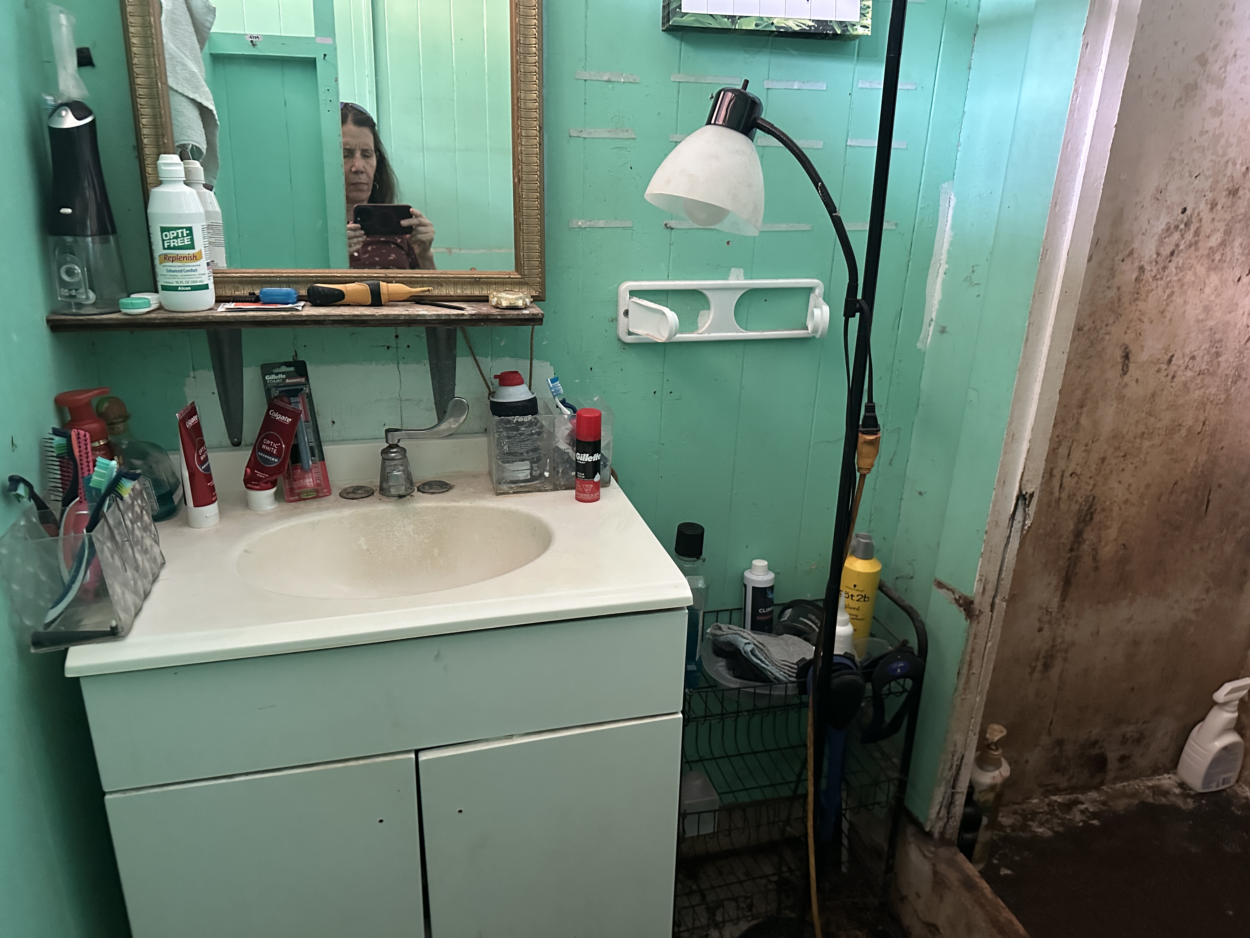 4587 Kala Road Kekaha, HI 96752 - Photo 18 of 19 a bathroom with a sink and mirror