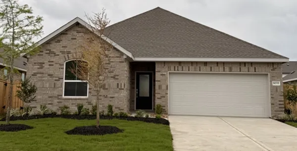 $278,991 | 8034 Topaz Rdg Drive, Angleton, TX 77515