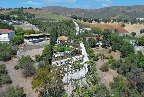 $1,700,000 | 567 Lone Oak Drive, Thousand Oaks, CA 91362