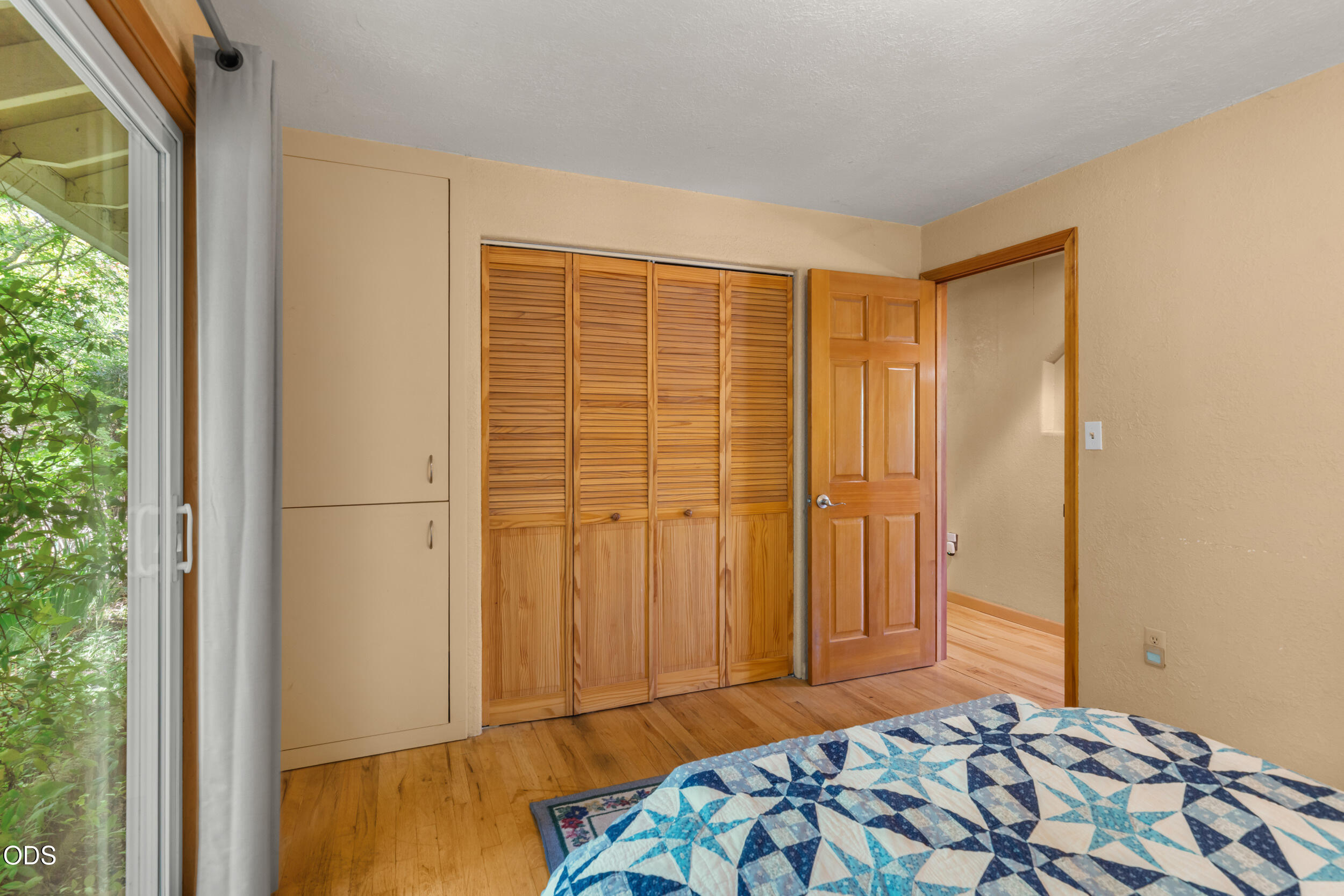 255 Carmen Road Talent, OR 97540 - Photo 17 of 56