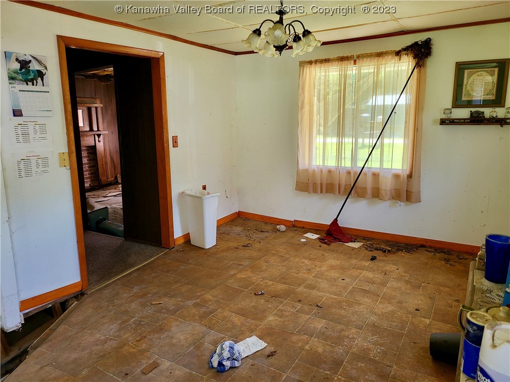 11117 Clay Road Newton, WV 25266 - Photo 12 of 29 Gallery Image 12