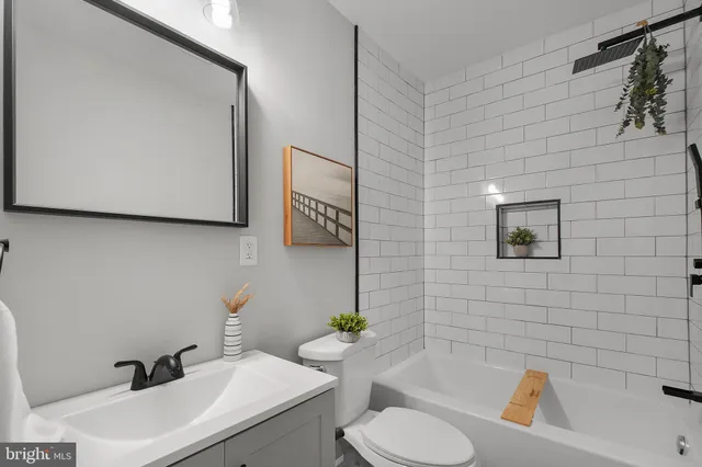 $619,000 | 1304 S Street Southeast, Washington, DC 20020