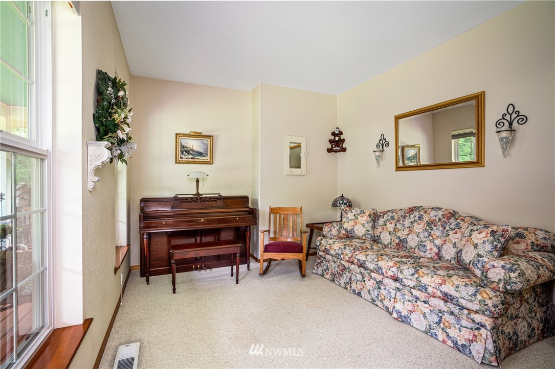 270 Joe Rocky Road Raymond, WA 98577 - Photo 8 of 40 Gallery Image 8