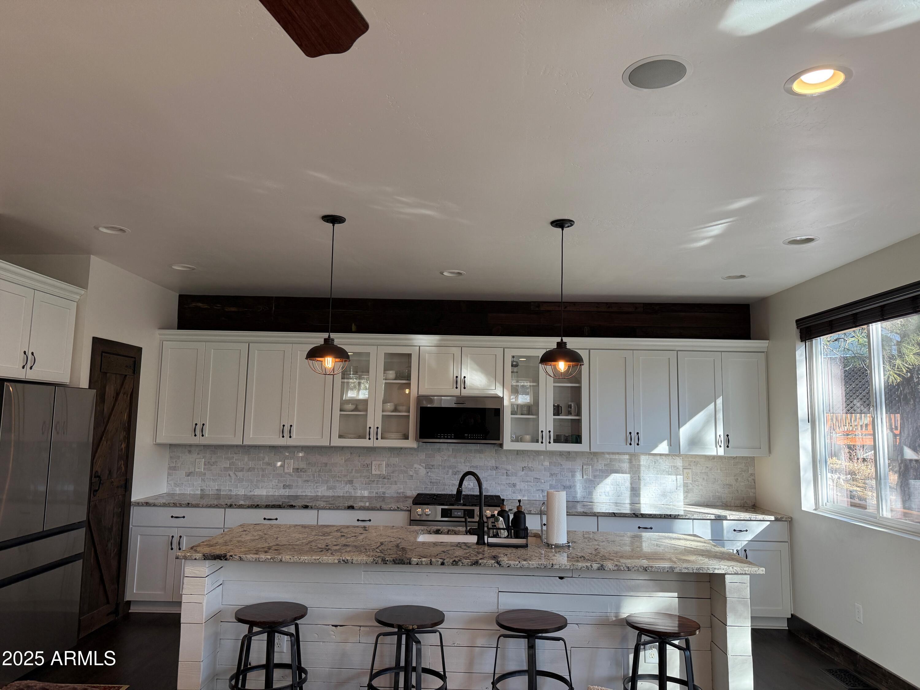 3053 Shiprock Ovi Flagstaff, AZ 86005 - Photo 2 of 11 Front View Kitchen