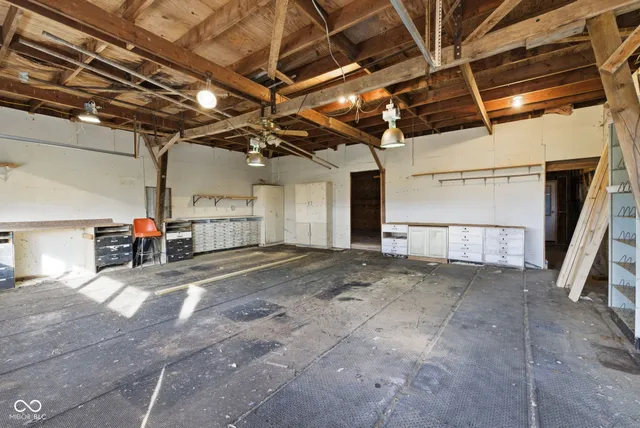 $405,000 | 1925 North County Road 200 East, Danville, IN 46122