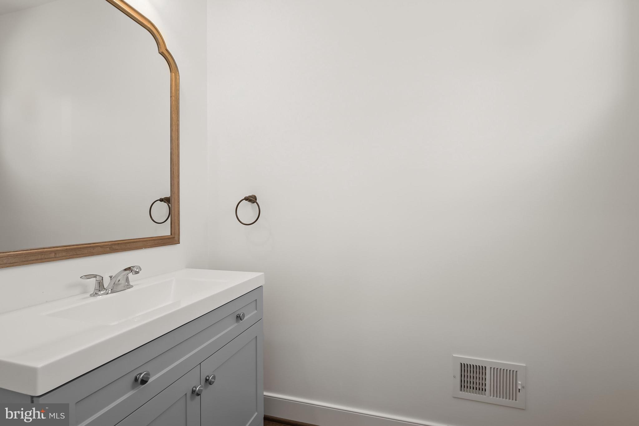 3661 Folly Quarter Road Ellicott City, MD 21042 - Photo 29 of 76 Powder Room