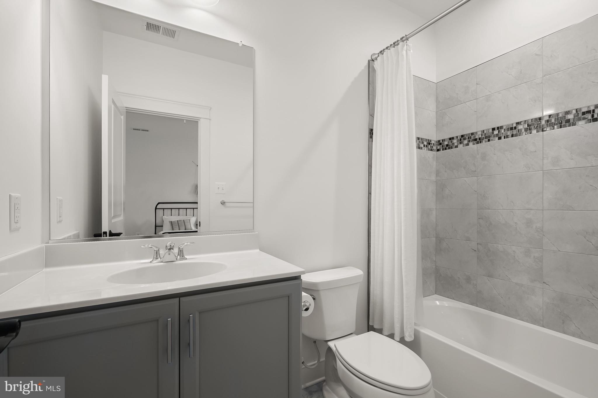 3661 Folly Quarter Road Ellicott City, MD 21042 - Photo 44 of 76 En-Suite Full Bath