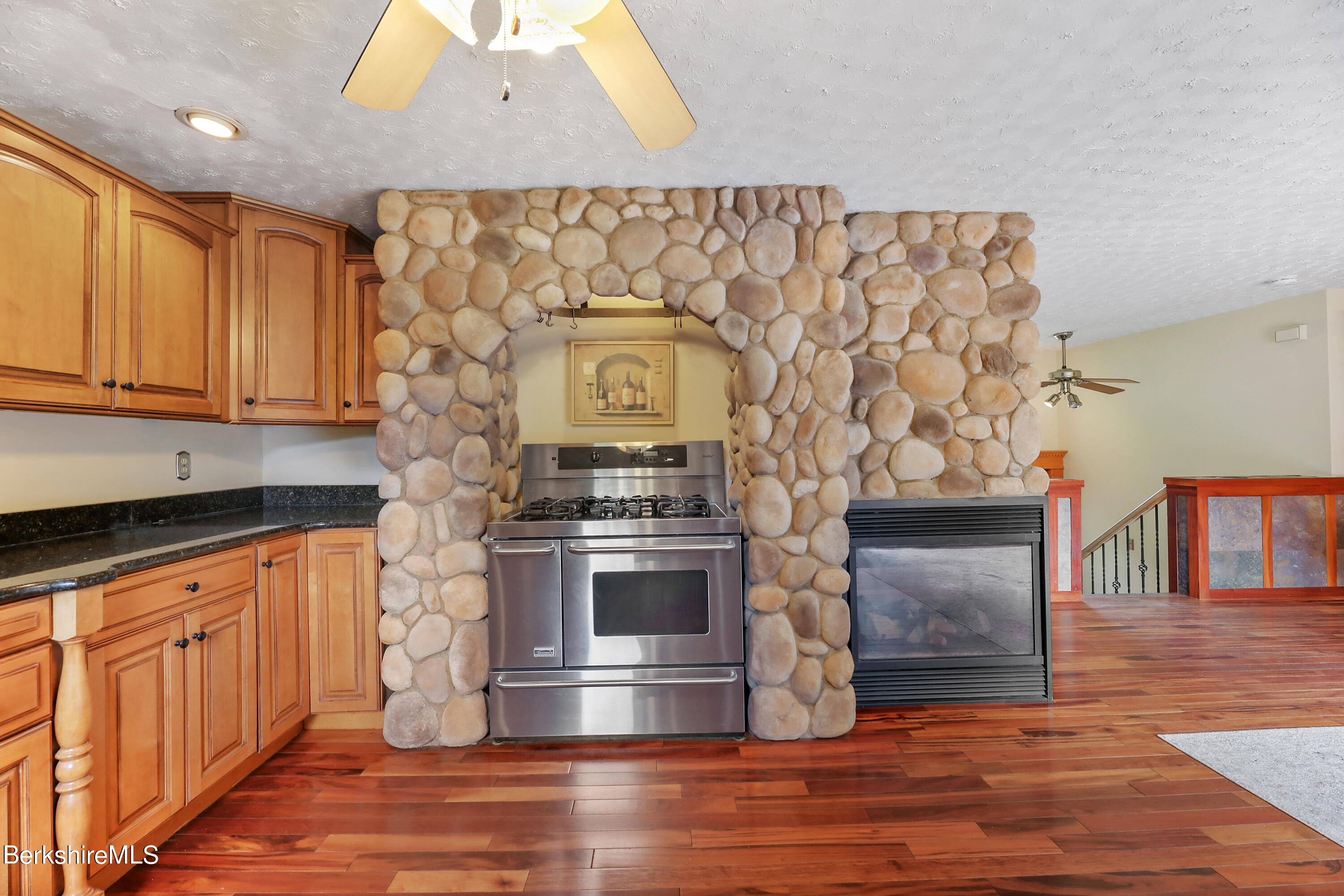 27 Victory Road Pittsfield, MA 01201 - Photo 12 of 39 Kitchen