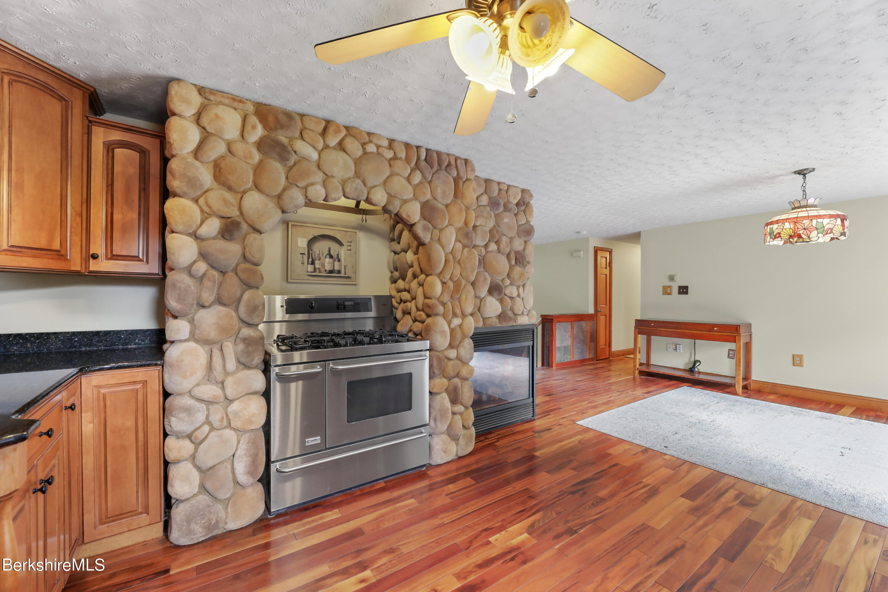 27 Victory Road Pittsfield, MA 01201 - Photo 14 of 39 Kitchen to Dining