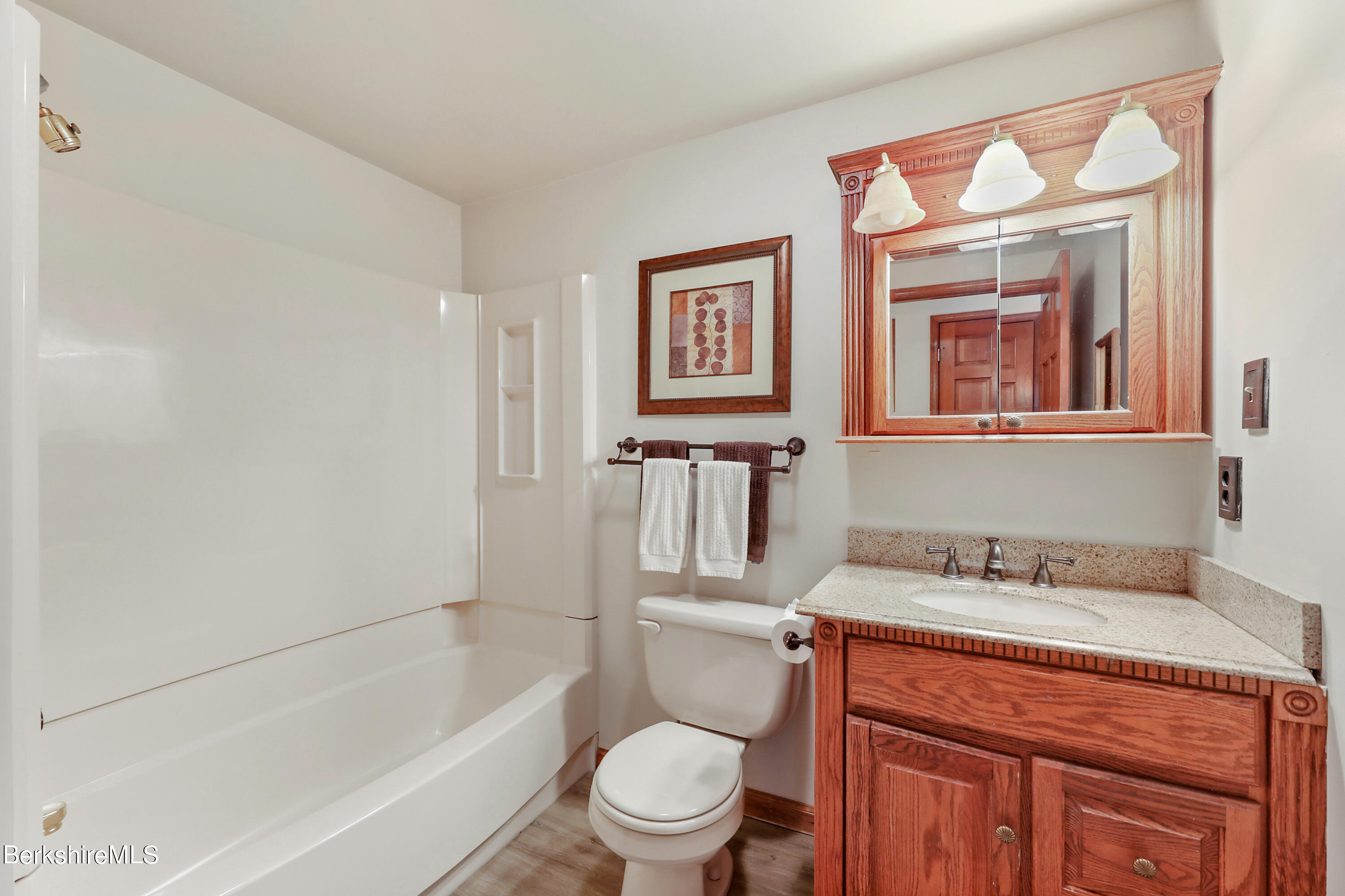 27 Victory Road Pittsfield, MA 01201 - Photo 22 of 39 Common Bath