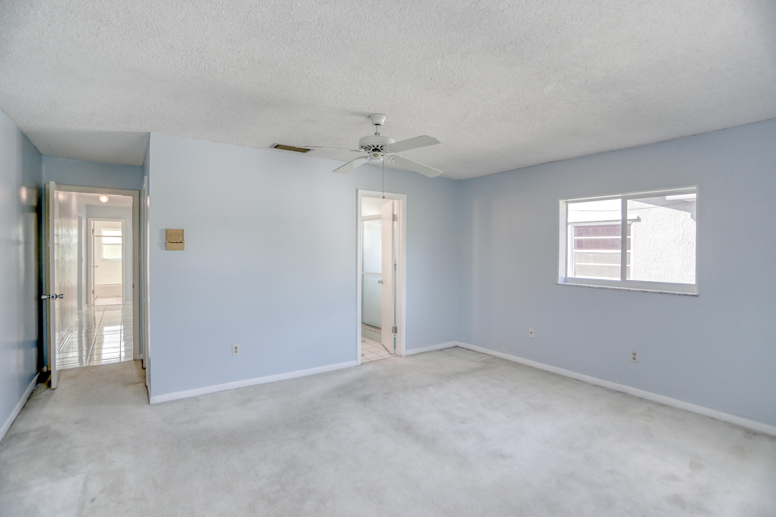 22285 Southwest 57th Avenue Boca Raton, FL 33428 - Photo 15 of 33 B27I4503