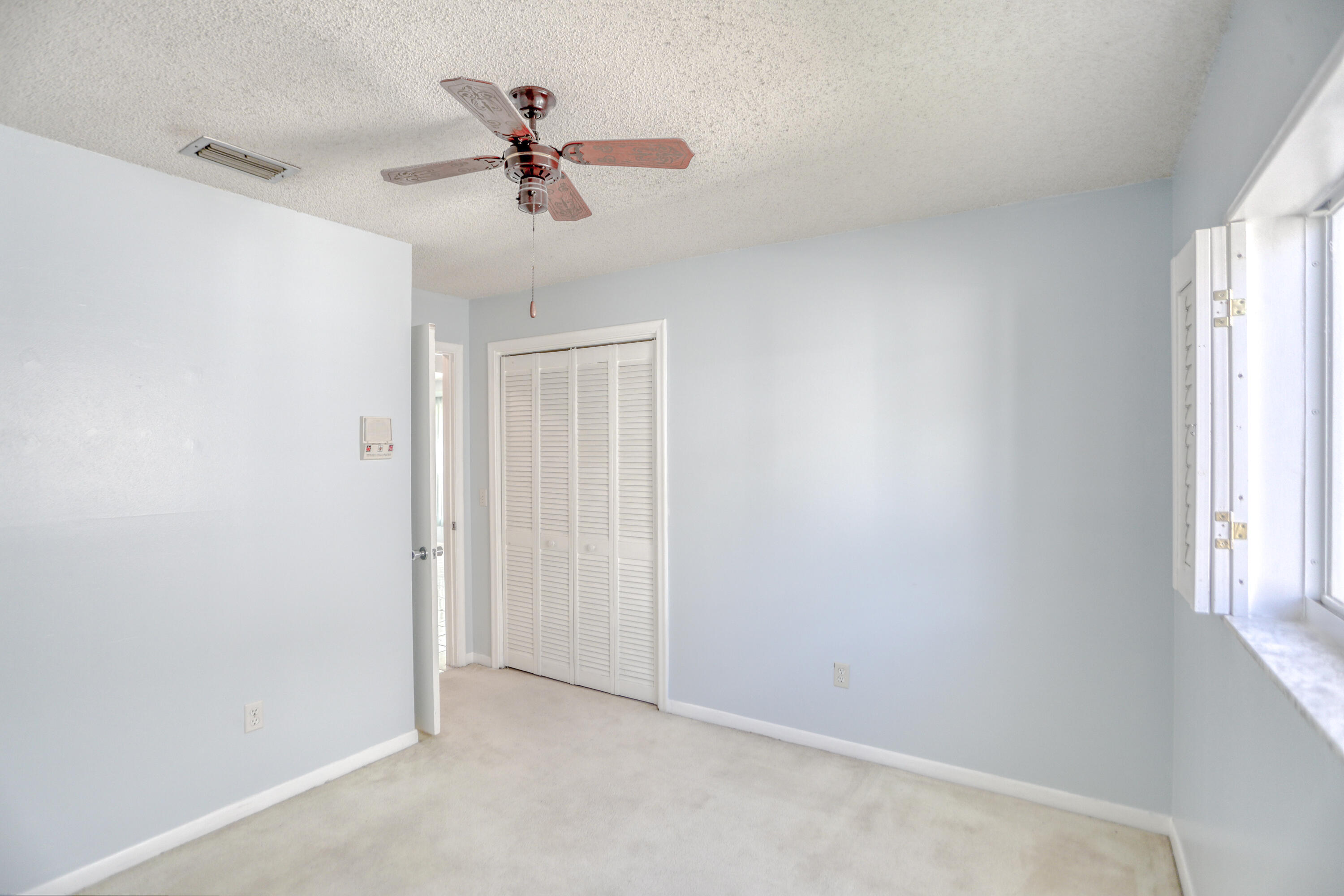 22285 Southwest 57th Avenue Boca Raton, FL 33428 - Photo 17 of 33 B27I4521