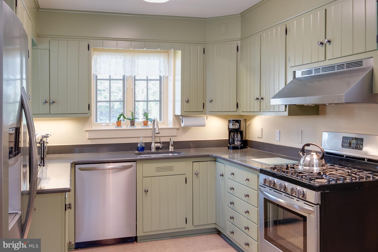19 Hilltop Road Rose Valley, PA 19086 - Photo 13 of 28 Kitchen