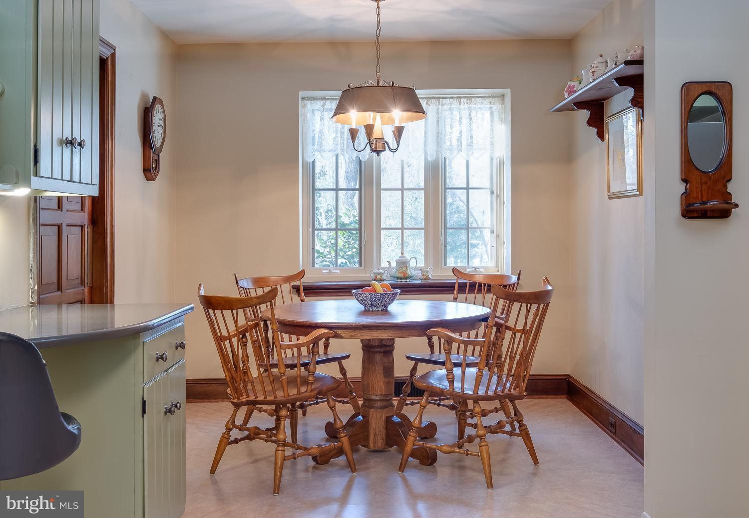 19 Hilltop Road Rose Valley, PA 19086 - Photo 14 of 28 Breakfast Room
