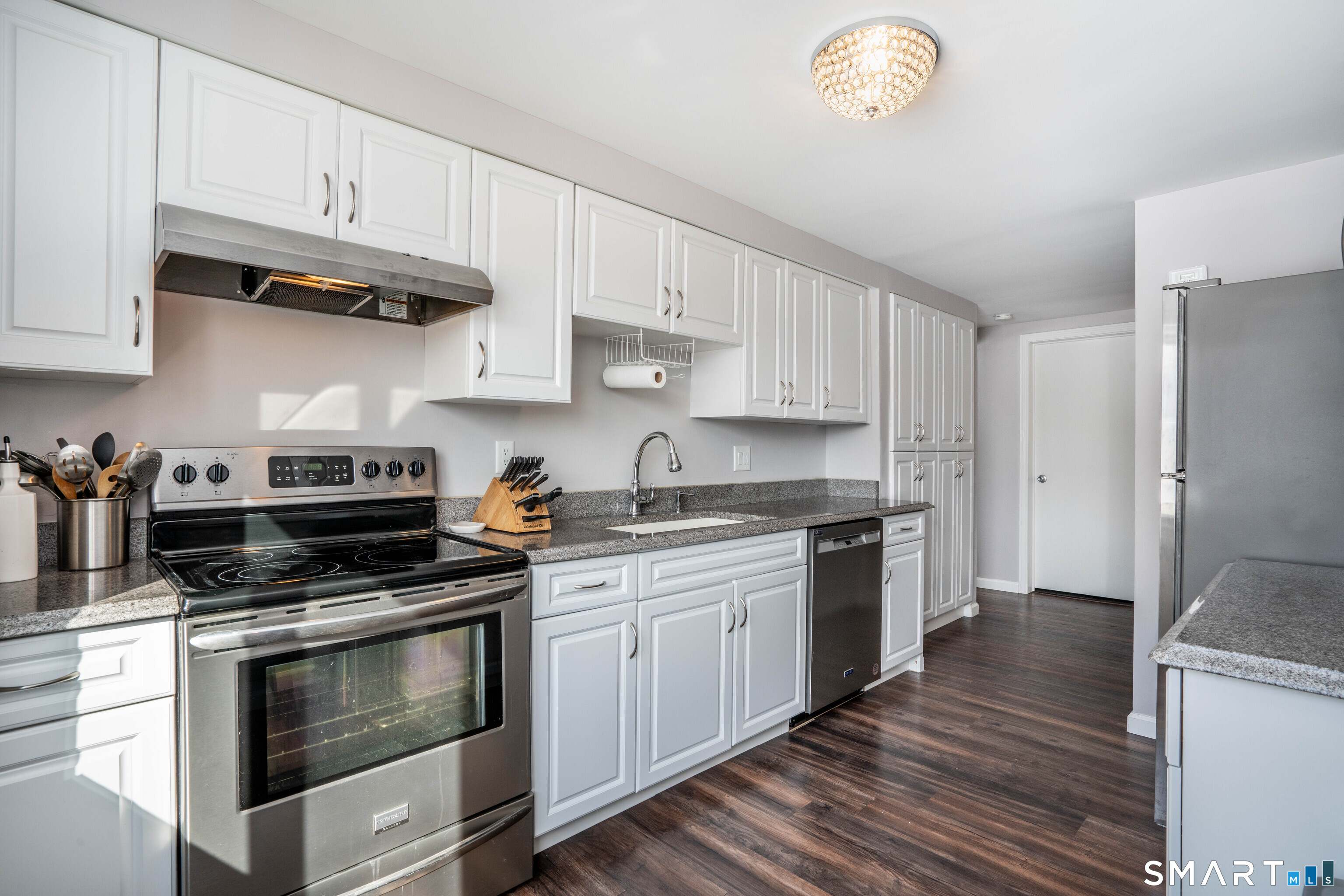 3 Avon Dale Road, Unit 3 Cromwell, CT 06416 - Photo 11 of 25