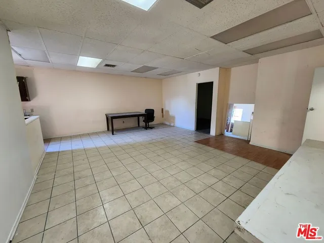 a view of a livingroom with a furniture