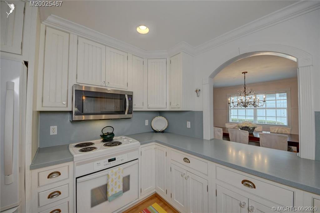 904 Southeast Riverside Drive Stuart, FL 34994 - Photo 35 of 72 Gallery Image 35