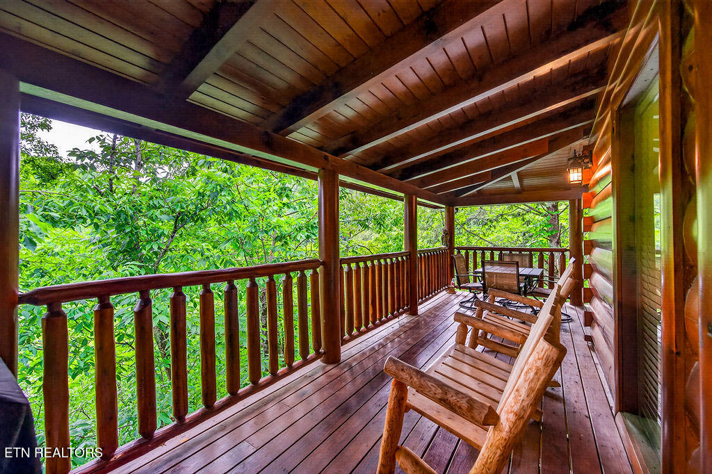 2024 Bear Haven Way Sevierville, TN 37876 - Photo 30 of 35 DSC_4190