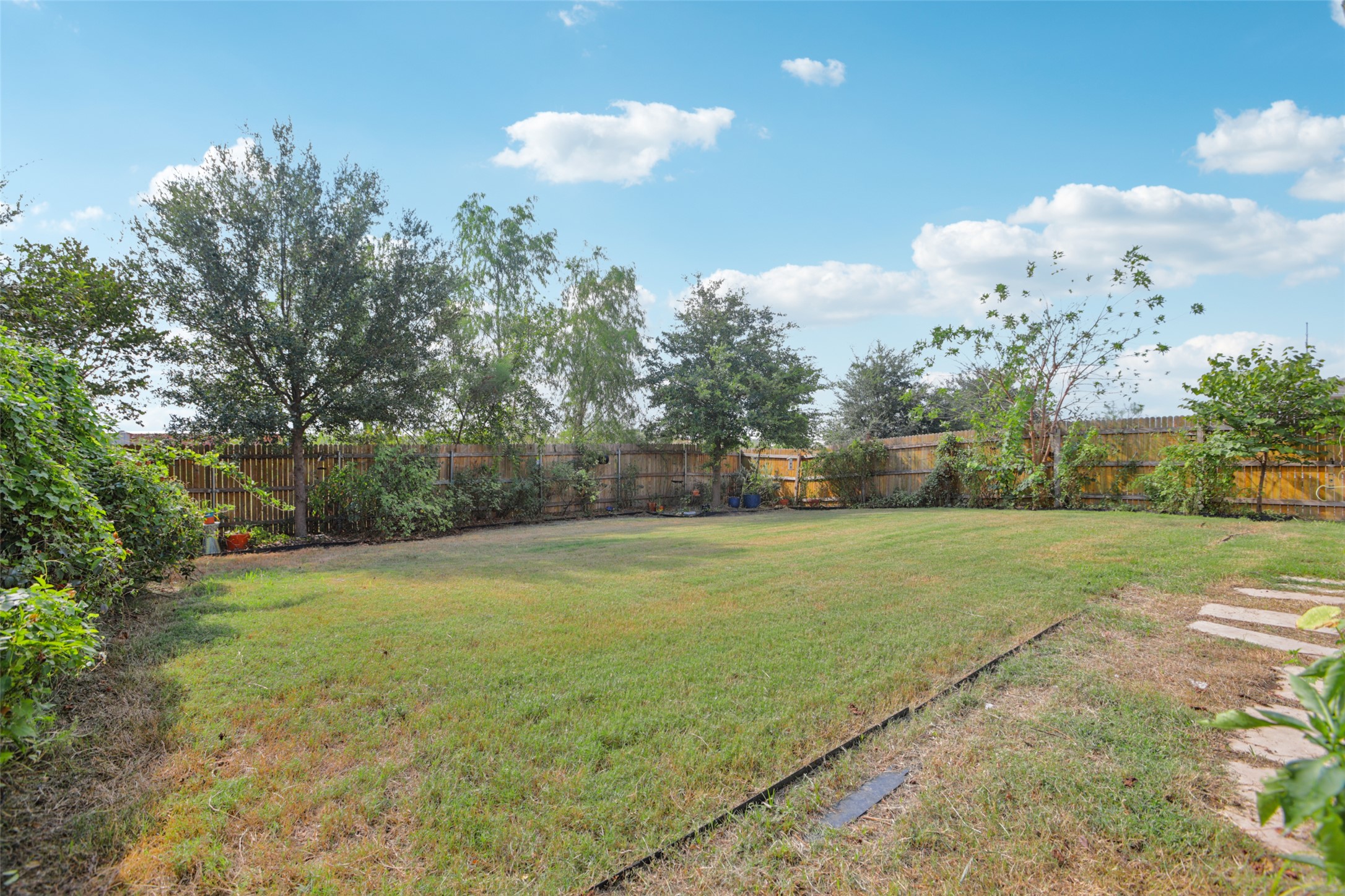 1913 Jacey Way Austin, TX 78725 - Photo 30 of 40
