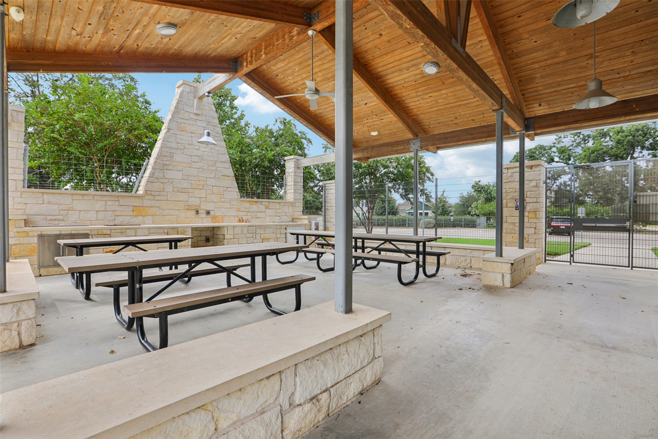 1913 Jacey Way Austin, TX 78725 - Photo 32 of 40