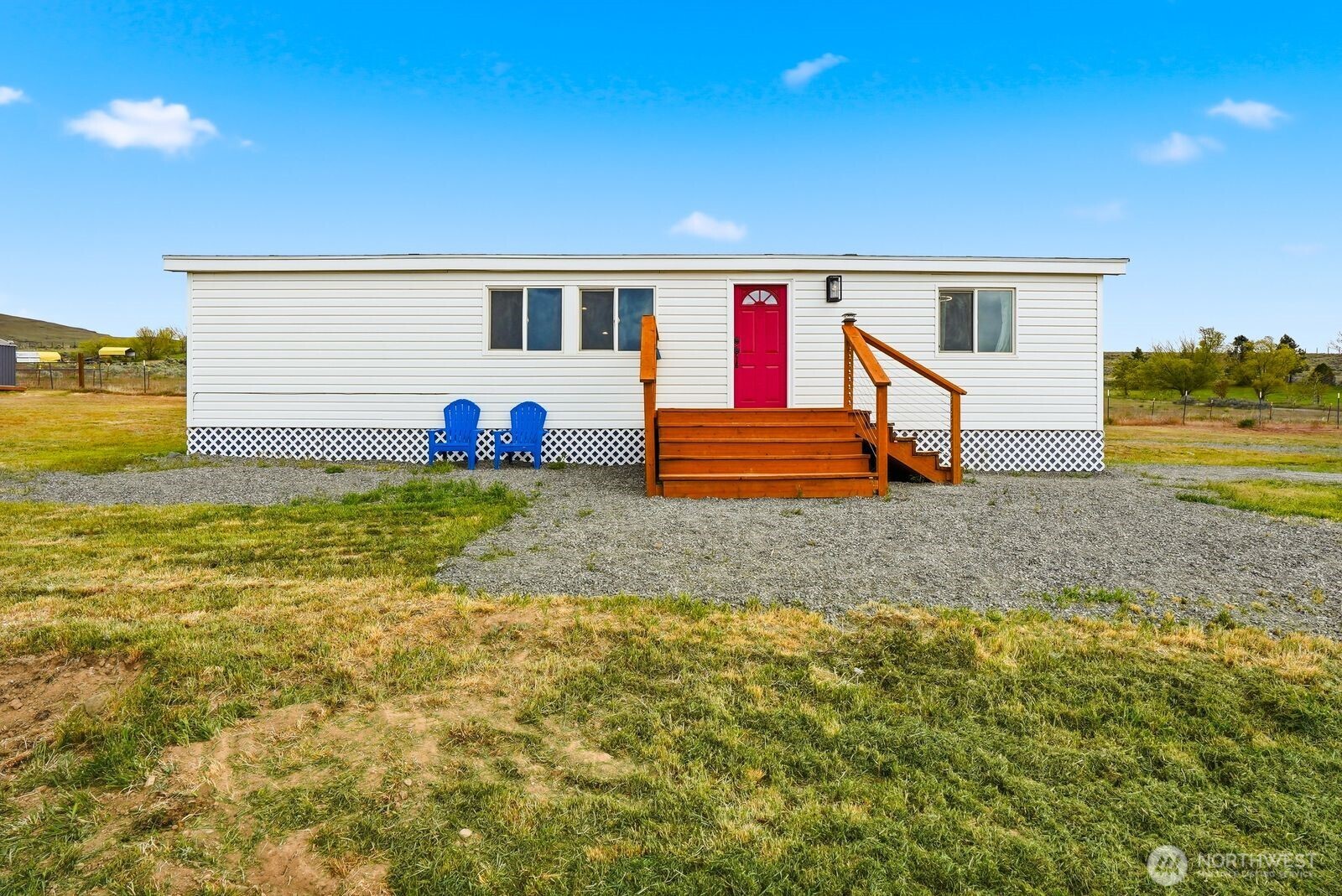 671 Hull Road Selah, WA 98942 - Photo 1 of 31 Gallery Image 1