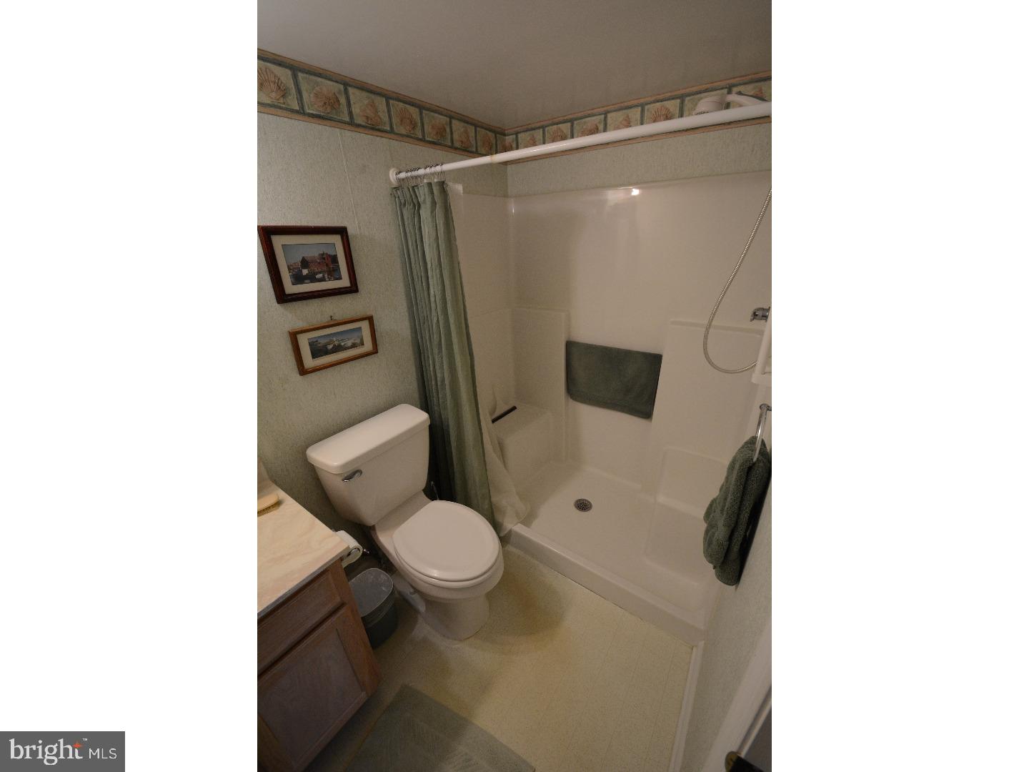 428 Brandon Road Norristown, PA 19403 - Photo 11 of 22 Gallery Image 11