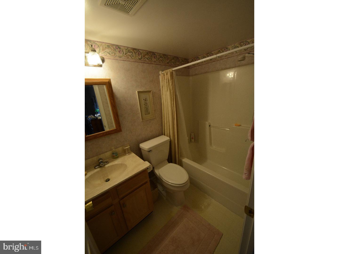 428 Brandon Road Norristown, PA 19403 - Photo 13 of 22 Gallery Image 13