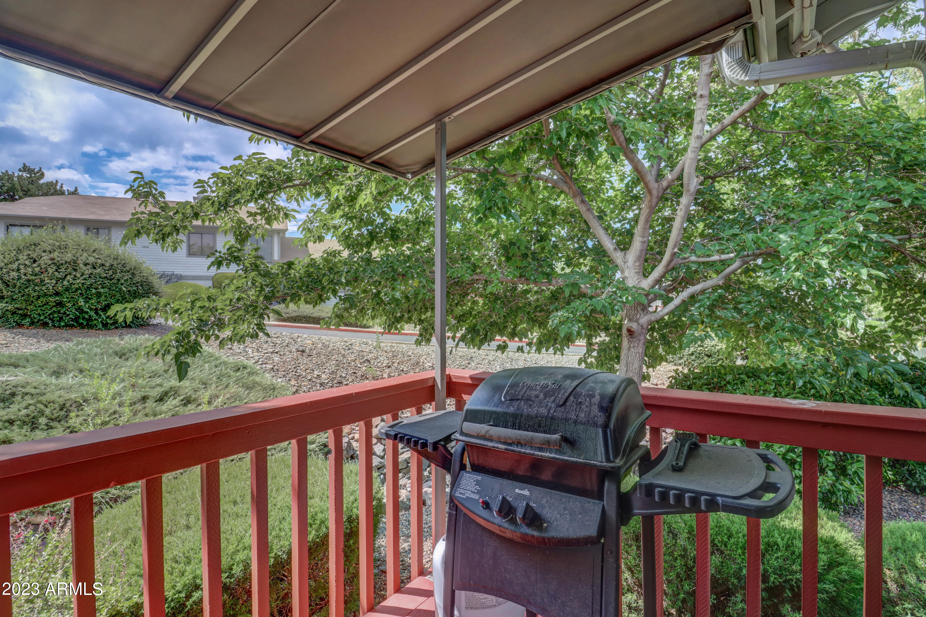 3079 Montana Terrace Road Prescott, AZ 86301 - Photo 5 of 25 Back Patio 2