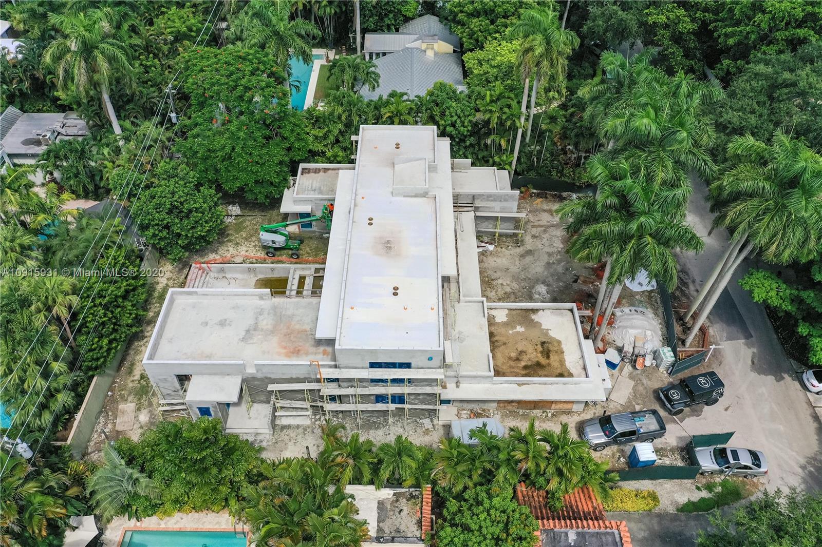 229 Ridgewood Road Coral Gables, FL 33133 - Photo 19 of 28