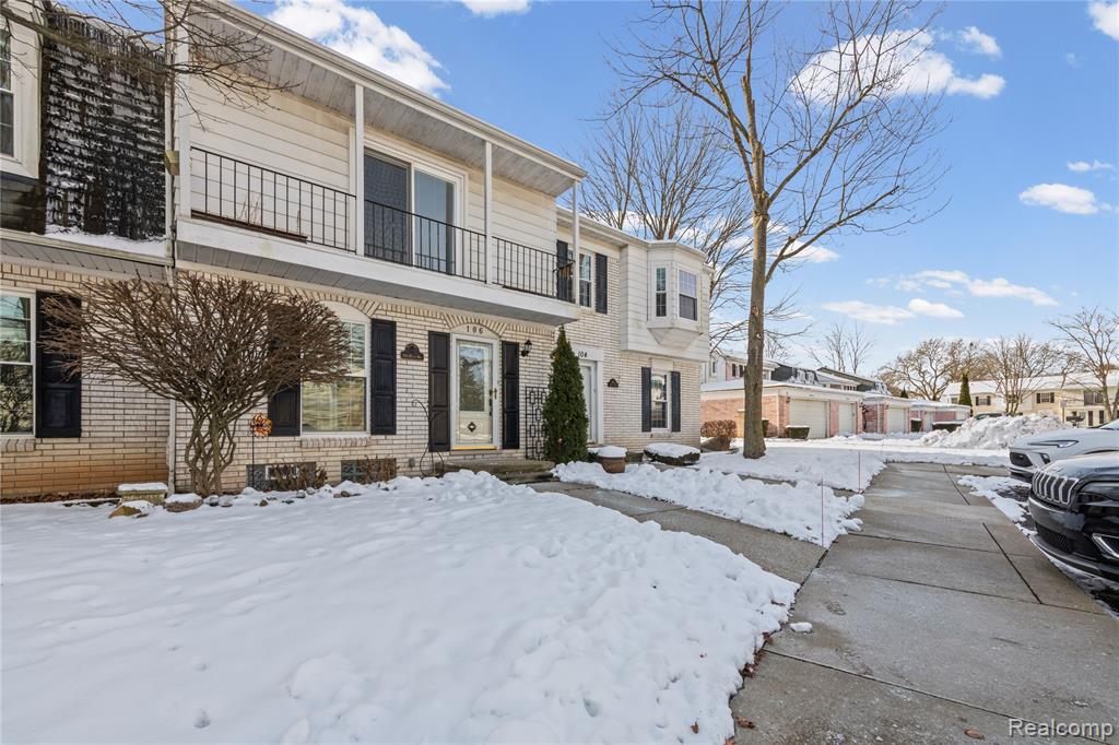 106 Manor Way Rochester Hills, MI 48309 - Photo 3 of 22